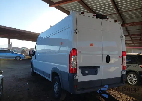 2018 Ram Promaster 2500 High Roof 159 Wb z USA, uszkodzony, nr VIN 3C6TRVDG7JE147701